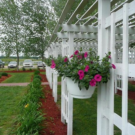 Victorian Veranda Country Inn Lawrence Exteriér fotografie